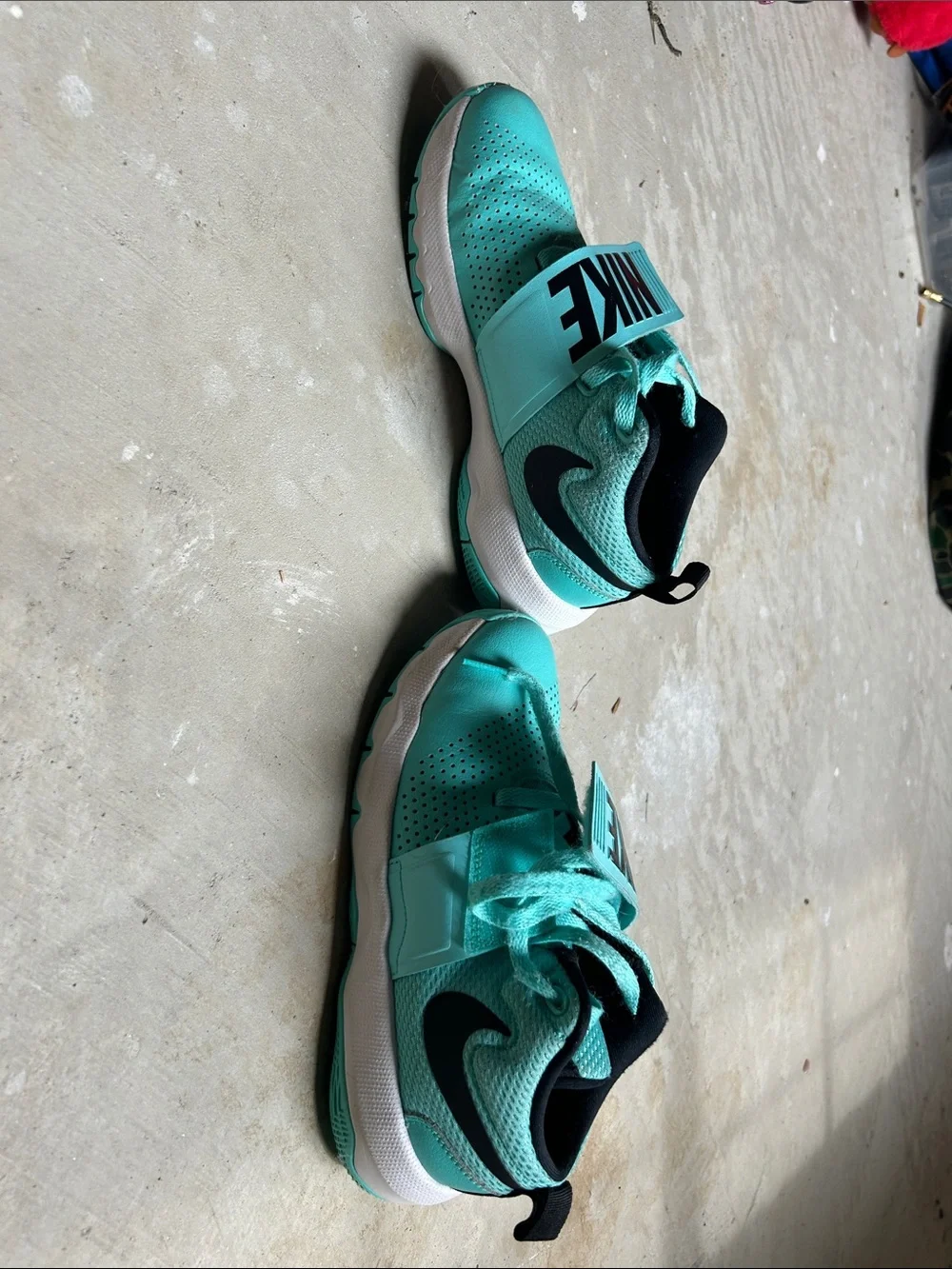 Nike Kids Turquoise/Black Strap Basketball Sneakers
